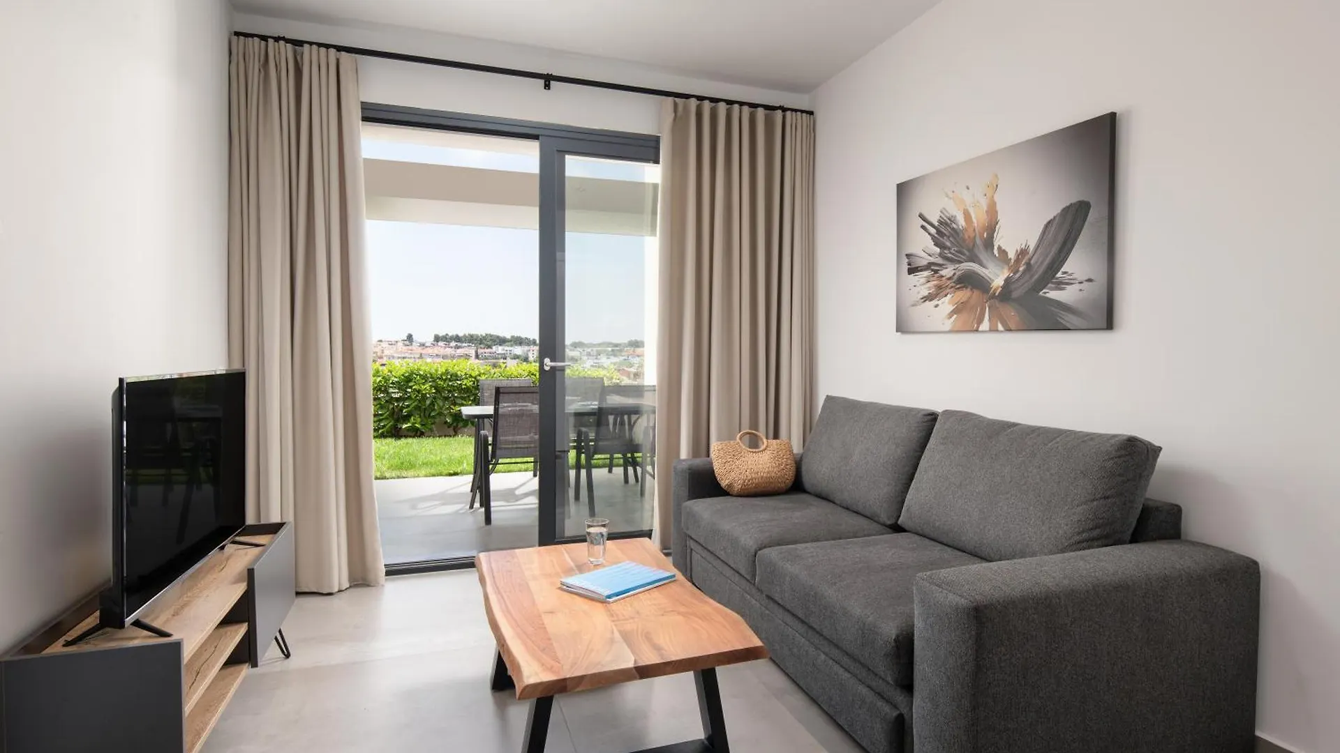 Asterias Apartment Kallithea
